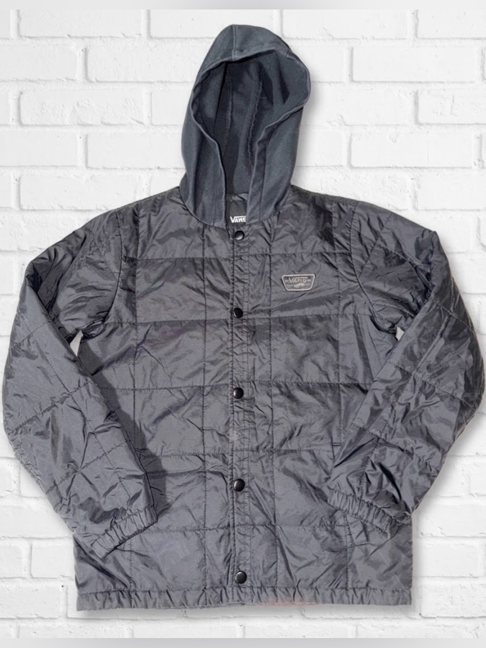Vans Santiago lll Kids Medium Black Quilted Hood Jacket Snap Windbreaker Jacket